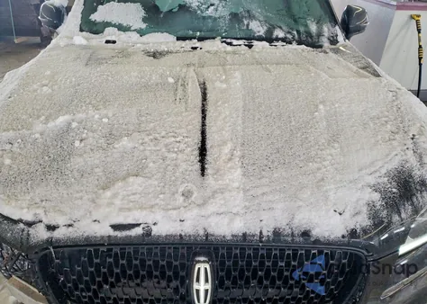 2023 Lincoln Aviator Reserve z USA, uszkodzony, nr VIN 5LM5J7XC4PGL17222